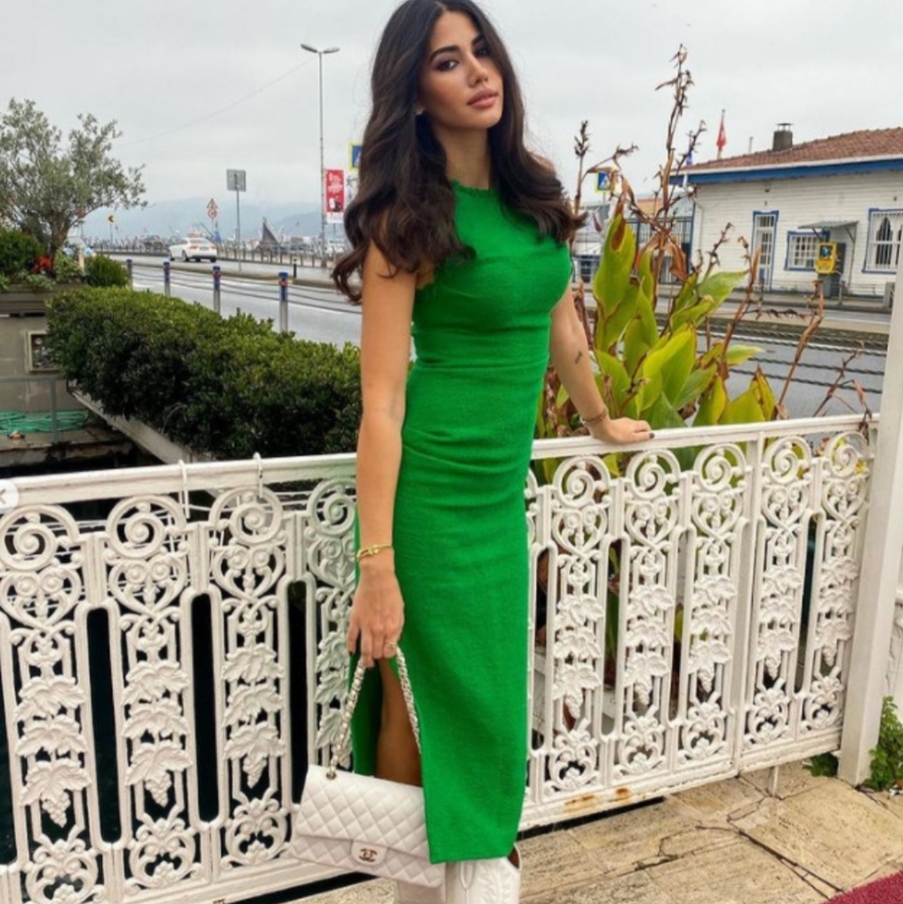 Zara Vibrant Green Sleeveless Midi Dress with Side Slit
